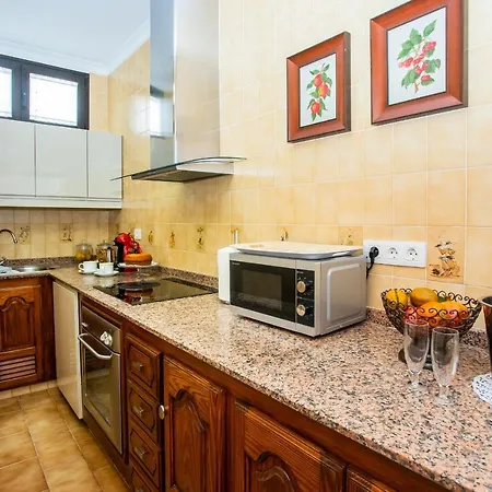Casa Juana A 50 Metros La Playa Del Reducto Y Wifi Free Holiday home