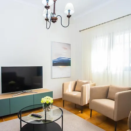 Casa Juana A 50 Metros La Playa Del Reducto Y Wifi Free Holiday home