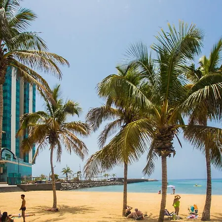Holiday home Casa Juana A 50 Metros La Playa Del Reducto Y Wifi Free