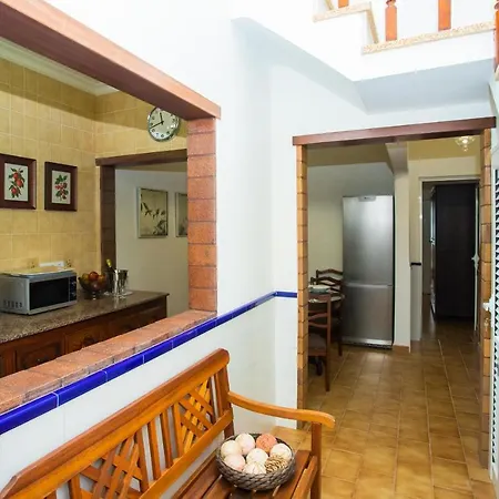 Casa Juana A 50 Metros La Playa Del Reducto Y Wifi Free Semesterbostad