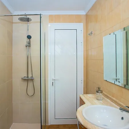 펜션 Casa Juana A 50 Metros La Playa Del Reducto Y Wifi Free